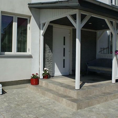 Pokoje Goscinne U Znajomej Ujście-Darłowskie Exterior foto